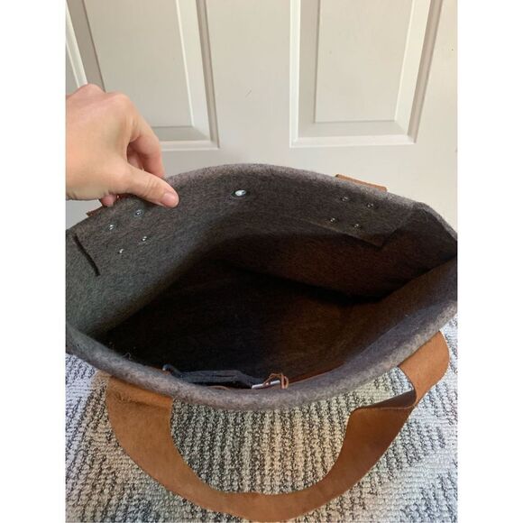CARGA Felt T1 Tote Bag Gray Brown Leather Trim‎ Snap Closure Casual - Picture 8 of 16